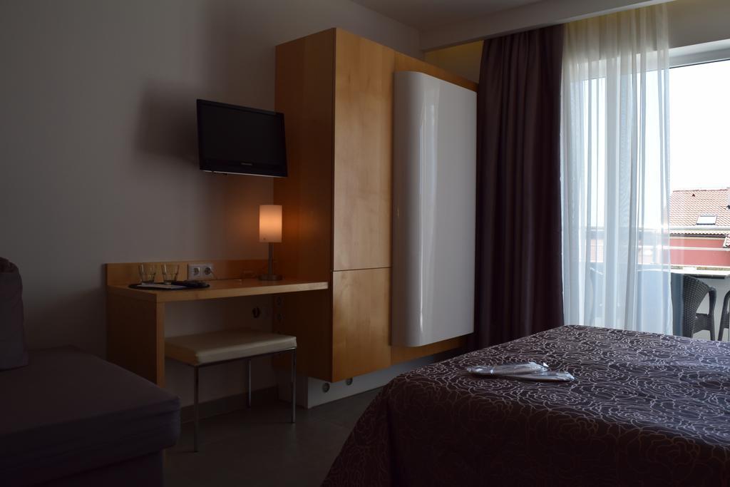 House Novalia Hotel Novalja Buitenkant foto
